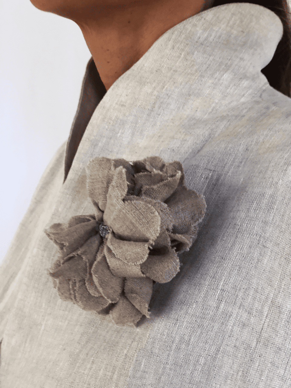 Saco lino mujer beige con flor de lino beige