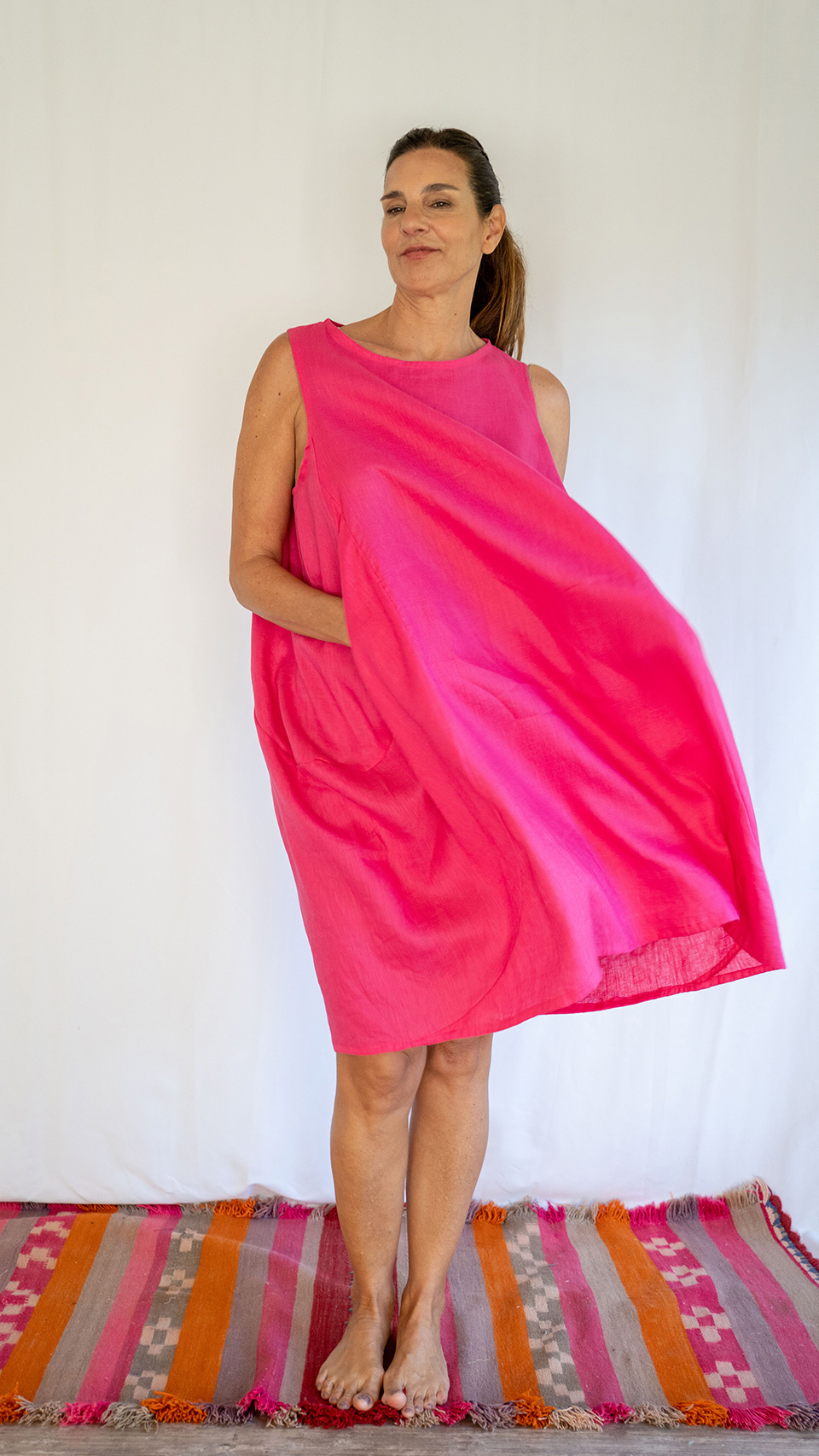 Vestido lino color fucsia de linen by Delphine